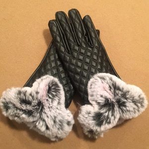 Black Leather Elegant Gloves